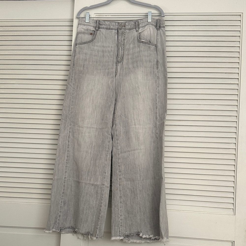 Pilcro Light Gray Flare Jeans